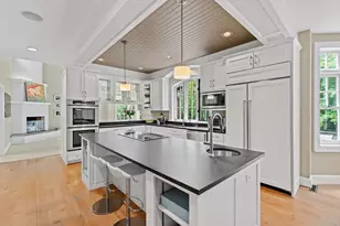 171 Hobart Rd, Newton, MA 02459 - Photo 12