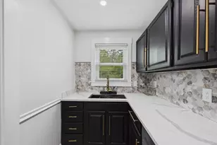 21 Whitehill St, Taunton, MA 02780 - Photo 14