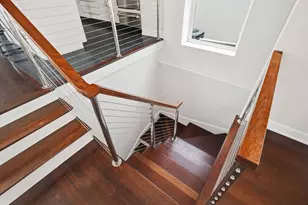 155 W 9th St, Boston, MA 02127 - Photo 18