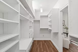 155 W 9th St, Boston, MA 02127 - Photo 24