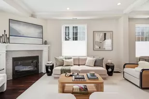 155 W 9th St, Boston, MA 02127 - Photo 2