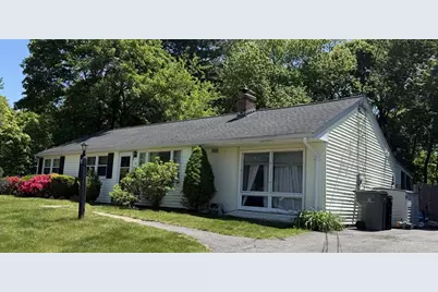 18 Griffin Rd, Framingham, MA 01701 - Photo 2