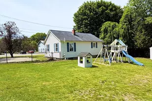 124 Central Ave, Ayer, MA 01432 - Photo 10