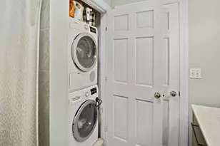 266 Essex St, Salem, MA 01970 - Photo 12