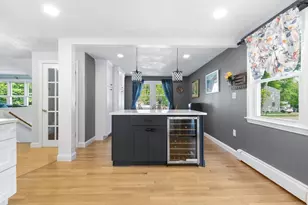 19 Burt Rd, Wilmington, MA 01887 - Photo 12