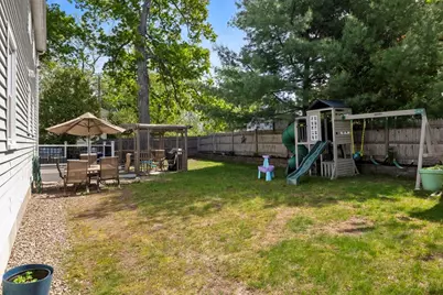 19 Burt Rd, Wilmington, MA 01887 - Photo 36