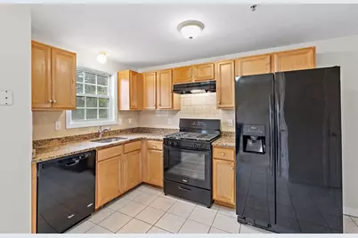 417 Hildreth St. #12, Lowell, MA 01850 - Photo 12