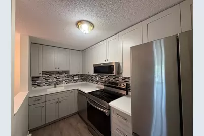 200 Manning St #19C, Hudson, MA 01749 - Photo 4