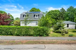 201 Dodge St, Beverly, MA 01915 - Photo 2