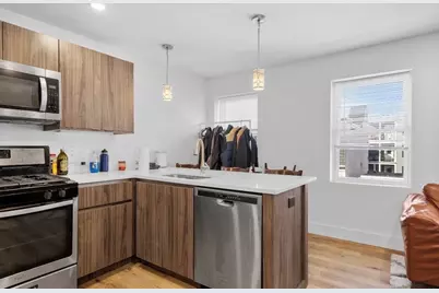 211 West 9th Street #3, Boston, MA 02127 - Photo 2