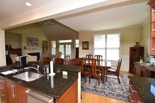 359 Main, Easthampton, MA 01027 - Photo 8