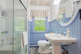 1093 Wachusett St, Holden, MA 01520 - Photo 4