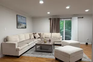 4 Kingswood Dr, Abington, MA 02351 - Photo 2
