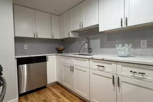 4 Kingswood Dr, Abington, MA 02351 - Photo 8