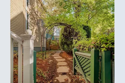 9 Orchard Street, Cambridge, MA 02140 - Photo 38