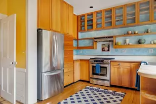 9 Orchard St, Cambridge, MA 02140 - Photo 6