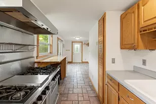 17 Pigeon Hill St, Rockport, MA 01966 - Photo 14