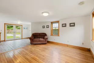17 Pigeon Hill St, Rockport, MA 01966 - Photo 6