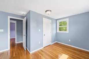 6 Valerie Ave, Billerica, MA 01821 - Photo 10