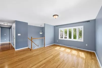 6 Valerie Ave, Billerica, MA 01821 - Photo 2