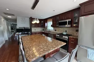 300 Mountain Ave, Revere, MA 02151 - Photo 18