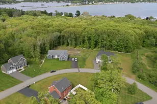 125 Winslow Wy, Swansea, MA 02777 - Photo 2
