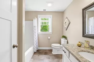 125 Winslow Wy, Swansea, MA 02777 - Photo 26