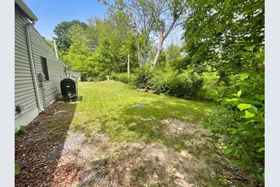 361 Tremont St, Taunton, MA 02780 - Photo 18