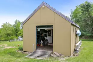 815 Wauwinet Rd, Barre, MA 01005 - Photo 30