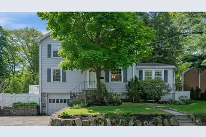 77 Shelton Road, Swampscott, MA 01907 - Photo 2