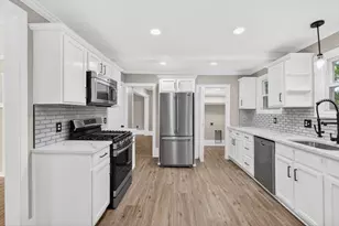 236 Salem St, Haverhill, MA 01835 - Photo 6