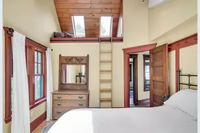 56 Bennington St, Newton, MA 02458 - Photo 14