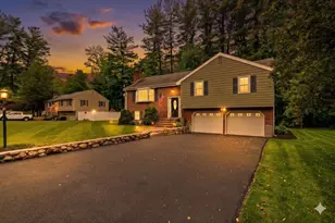 5 Ivanhoe Dr, Lynnfield, MA 01940 - Photo 1