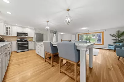5 Ivanhoe Dr., Lynnfield, MA 01940 - Photo 2