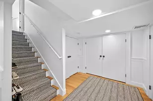 31 Franklin St, Marblehead, MA 01945 - Photo 24