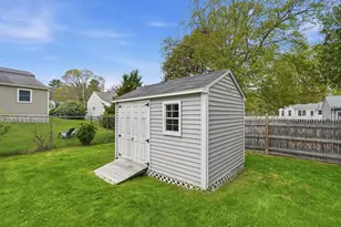 7 Beebe Ln, Wakefield, MA 01880 - Photo 34