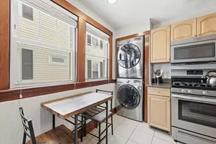 233 Lowell St, Waltham, MA 02453 - Photo 12