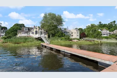 435 Main Street, Amesbury, MA 01913 - Photo 1
