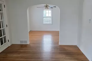 19 Calumet Ave, Worcester, MA 01606 - Photo 14