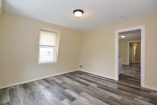 10 Essex Ct, Lynn, MA 01902 - Photo 16