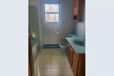 170 Woodland Cir, Tiverton, RI 02878 - Photo 8