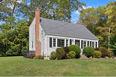 60 School St, Plainville, MA 02762 - Photo 6