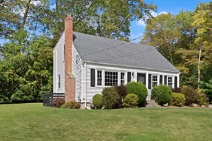 60 School St, Plainville, MA 02762 - Photo 6