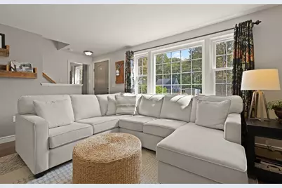 60 School St, Plainville, MA 02762 - Photo 22