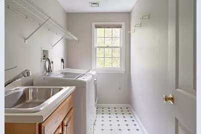11 Rose Farm Ln, Woburn, MA 01801 - Photo 24