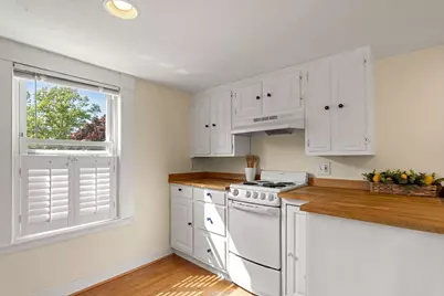 2 Mount Pleasant St #4, Rockport, MA 01966 - Photo 16