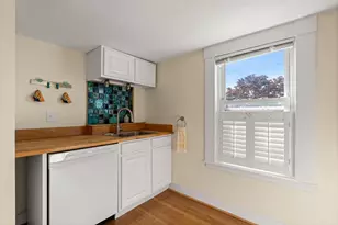 2 Mount Pleasant St, Rockport, MA 01966 - Photo 14