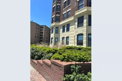 285 Lynn Shore Drive #308, Lynn, MA 01902 - Photo 4