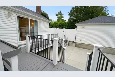 114 Curve St, Dedham, MA 02026 - Photo 24