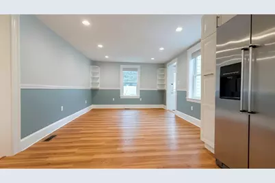 114 Curve St, Dedham, MA 02026 - Photo 10